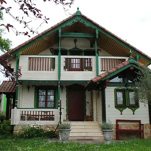 https://la-casita-del-rio.basquecountryhotels.org